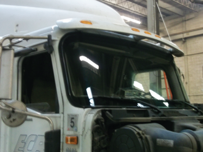 Over the Road Tractor Windshield Repair & Windshield Replacement After