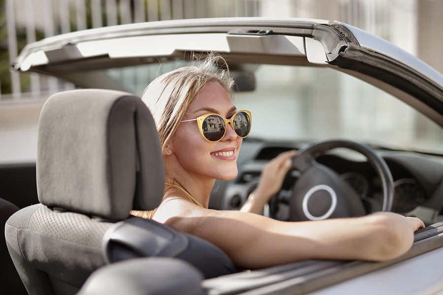 Mobile vs. Shop Visit for Auto Glass Repair or Replacement