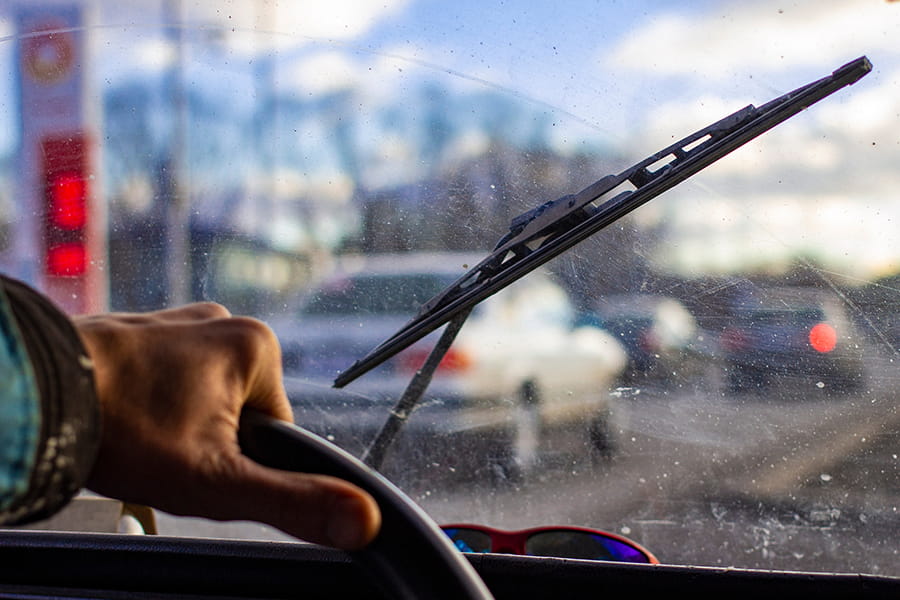 Signs Your Wiper Blades Need To Be Replaced Signs Your Wiper Blades Need To Be Replaced